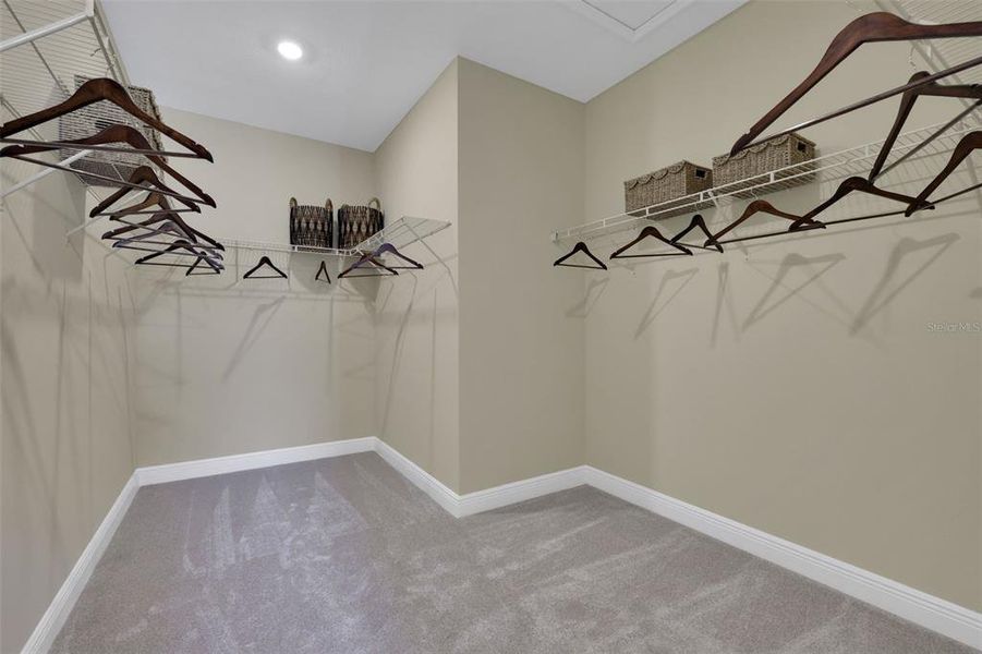 Spacious, unfurnished interior of a new home in Crossroads at Kelly Park, Apopka (Image 23).