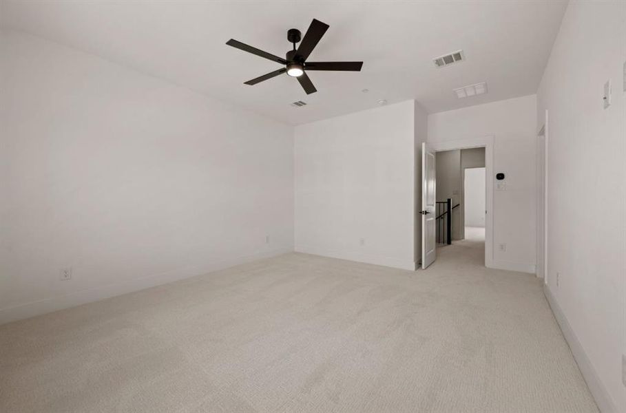 Spacious, unfurnished interior of a new home in Chelsea Commons, Allen (Image 16). Spacious, unfurnished interior of a new home in Chelsea Commons, Allen (Image 16).