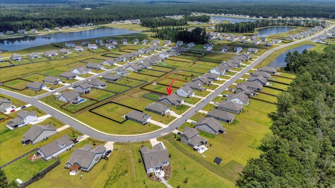 Image 37 of a home in French Quarter Creek.
