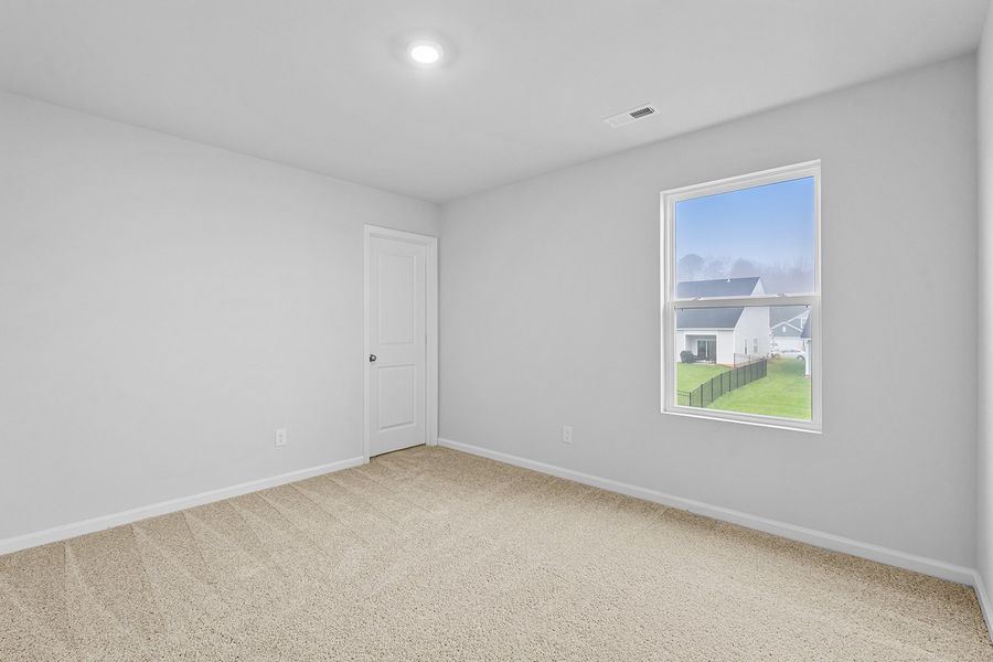 Spacious, unfurnished interior of a new home in Hanes Lake, Winston-Salem (Image 38).