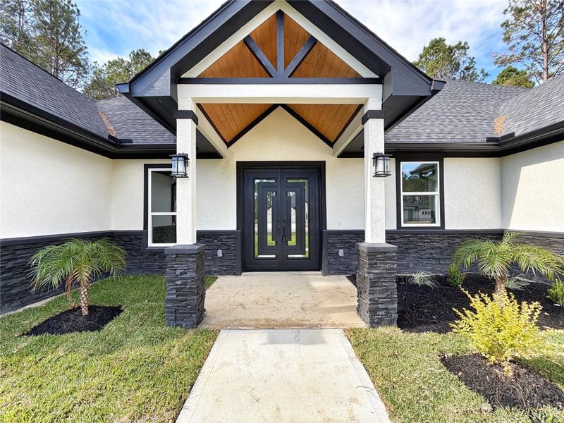 Exterior details and patio area of a home in , Dayton (Image 4). Exterior details and patio area of a home in , Dayton (Image 4).