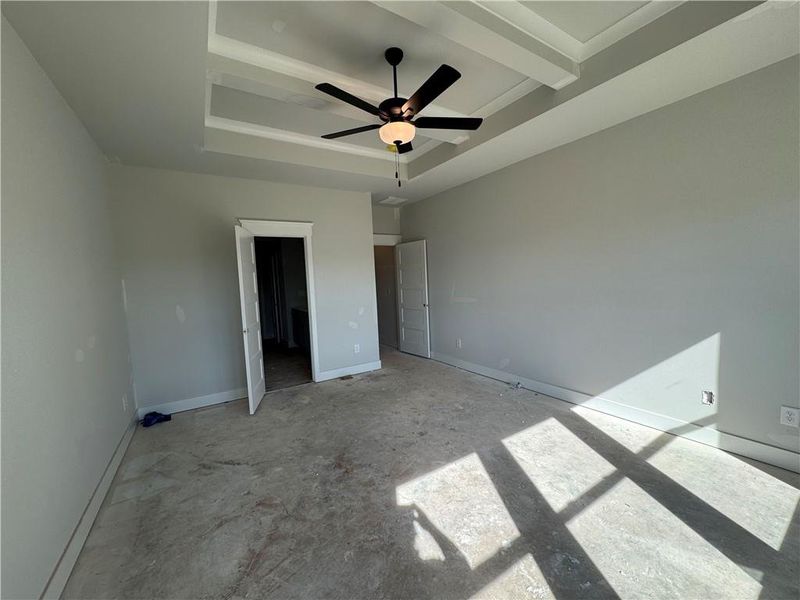 Image 28 of a home in Rosewood Lake Preserve.