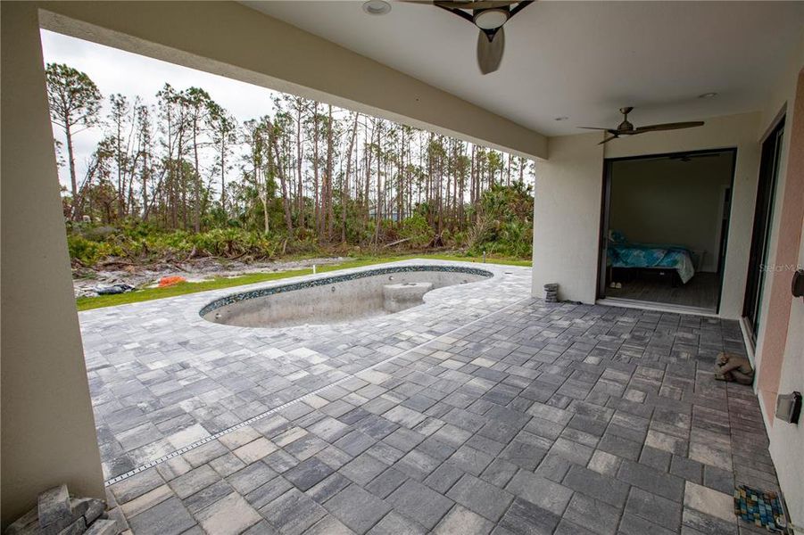 Exterior details and patio area of a home in , Port Charlotte (Image 3).