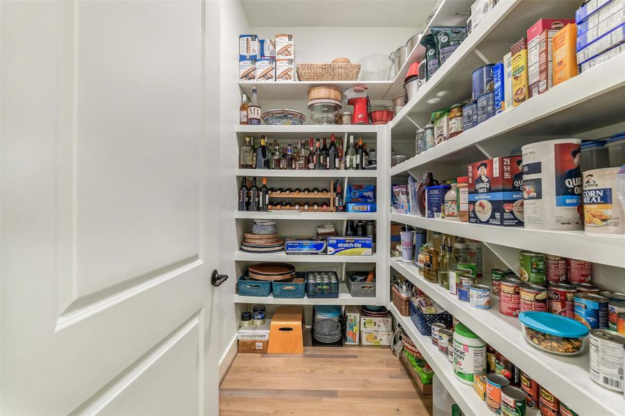 Close-up of interior finishes inside a home in Chambers Creek, Willis (Image 20).