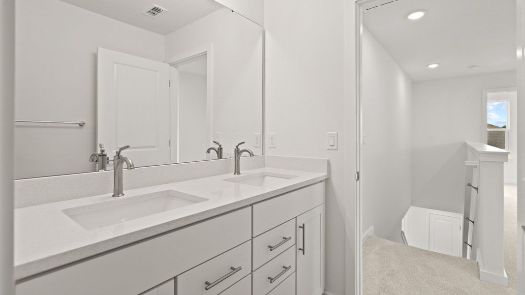 Highbourne Secondary Bath by DRB Homes in Willowbrook North located in Winter Haven, FL. Highbourne Secondary Bath by DRB Homes in Willowbrook North located in Winter Haven, FL.