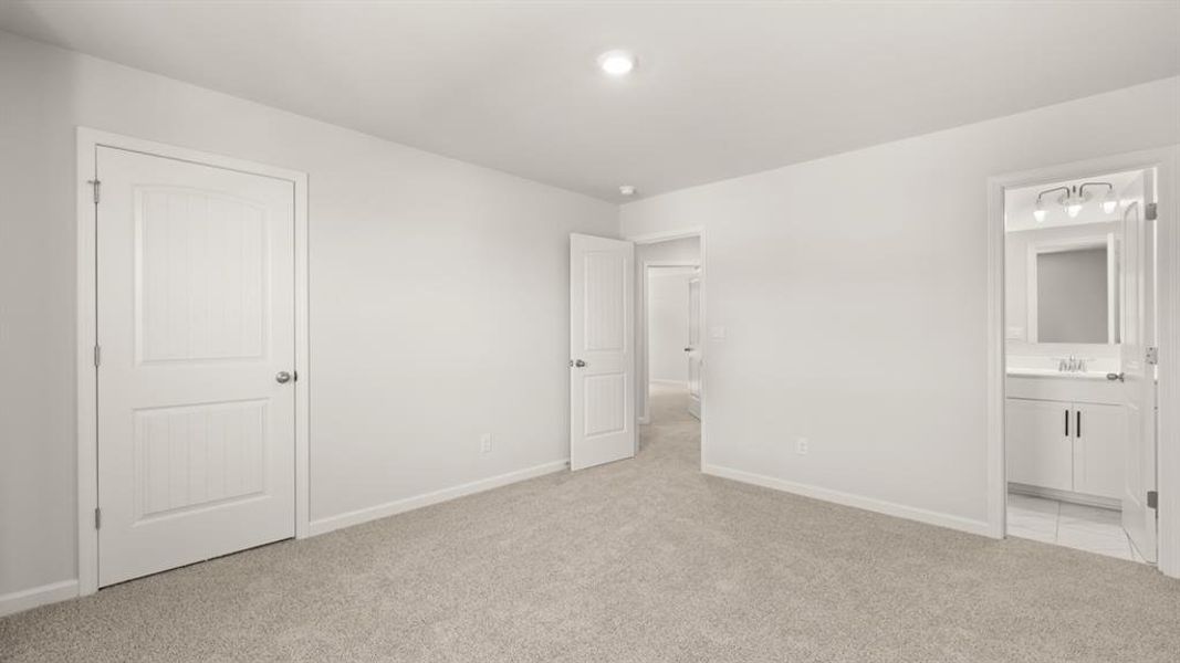 Spacious, unfurnished interior of a new home in Holland Estates, Powder Springs (Image 40). Spacious, unfurnished interior of a new home in Holland Estates, Powder Springs (Image 40).