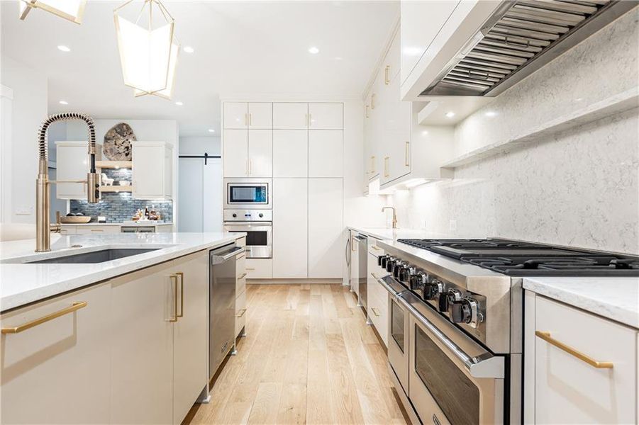 Furnished interior view inside a new home in , Marietta (Image 34).