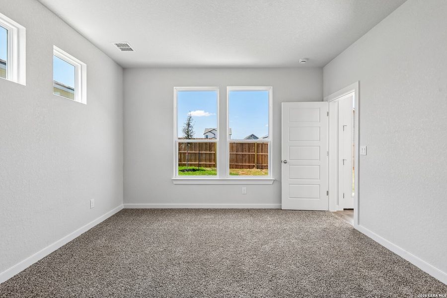 Image 41 of a home in Highland Ridge.