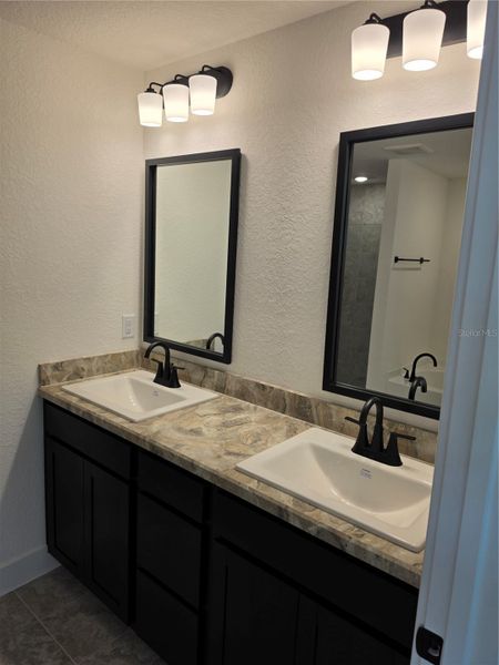 Furnished interior view inside a new home in Royal Highlands, Weeki Wachee (Image 7).