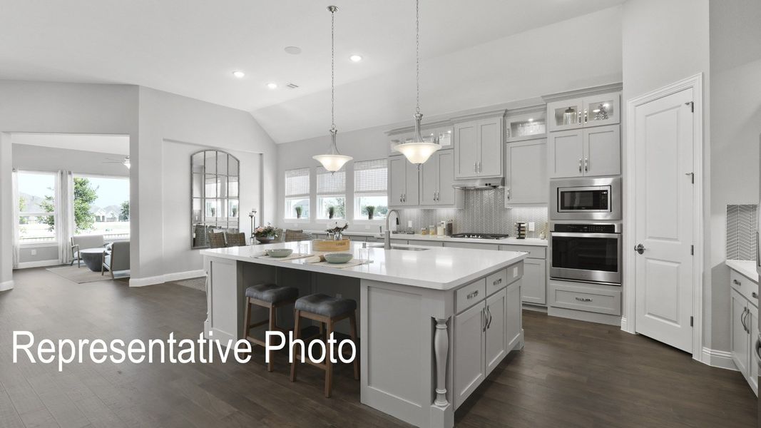 Furnished interior view inside a new home in Ridge Crossing, Waxahachie (Image 5).