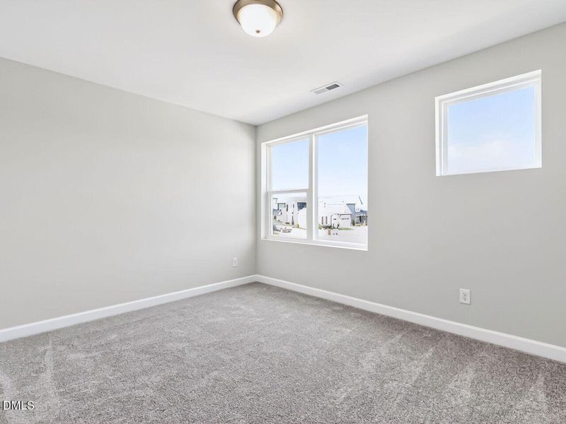 028-1280x960-bedroom