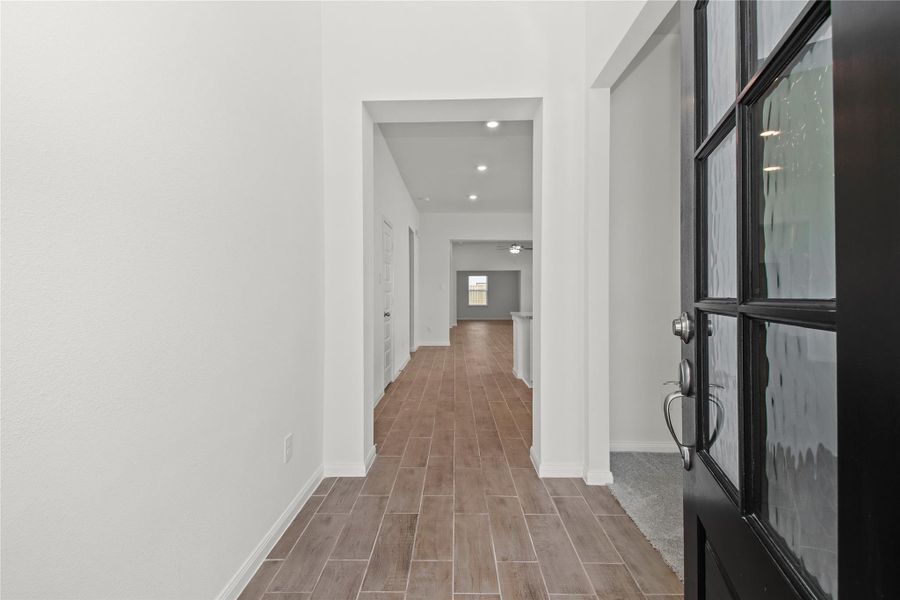 Spacious, unfurnished interior of a new home in Harmony Cove, Humble (Image 22). Spacious, unfurnished interior of a new home in Harmony Cove, Humble (Image 22).