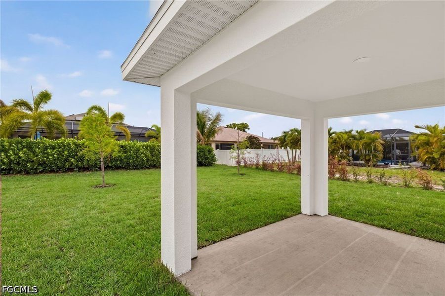 Exterior details and patio area of a home in Cape Coral, Cape Coral (Image 4).