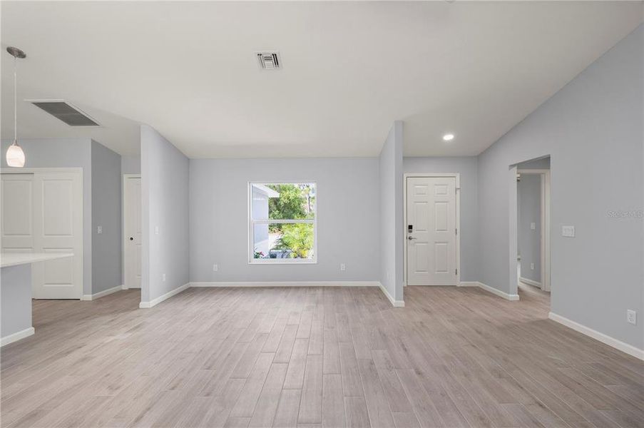 Spacious, unfurnished interior of a new home in , Punta Gorda (Image 15). Spacious, unfurnished interior of a new home in , Punta Gorda (Image 15).