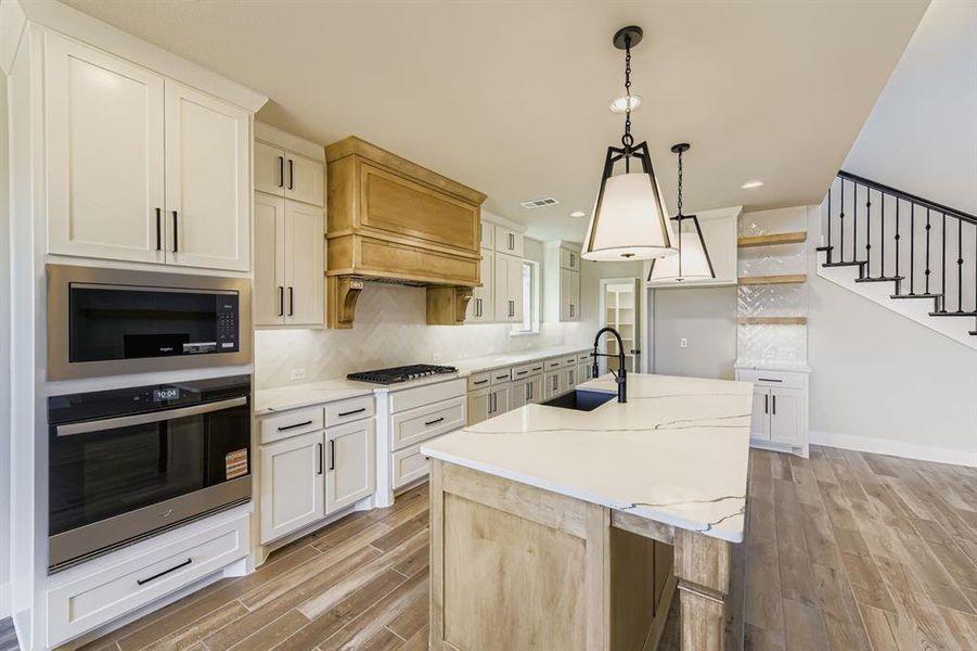 Furnished interior view inside a new home in Wellington 50s, Fort Worth (Image 6).
