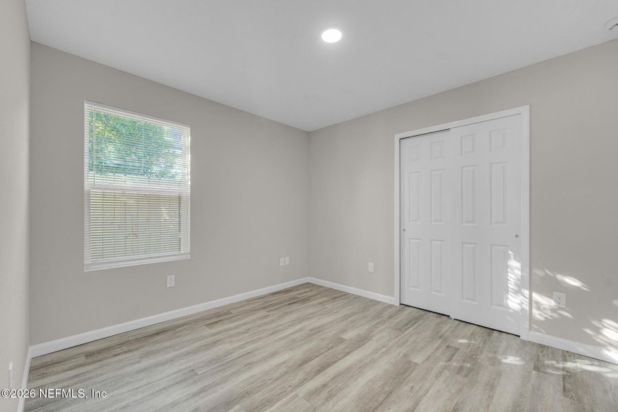 Spacious, unfurnished interior of a new home in , Jacksonville (Image 21).