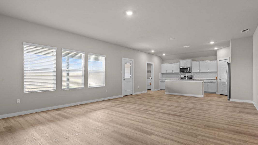 Representative unfurnished interior of a home built from the COLEMAN by D.R. Horton in Heritage Parks, Abilene (Image 15). Representative unfurnished interior of a home built from the COLEMAN by D.R. Horton in Heritage Parks, Abilene (Image 15).
