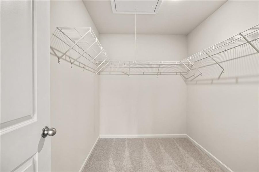 Spacious, unfurnished interior of a new home in Lake Carlton, Loganville (Image 30).