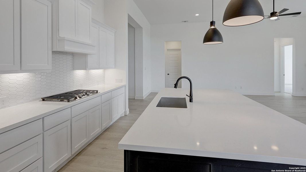 Image 24 of a home in Haby Hill 60'. Image 24 of a home in Haby Hill 60'.