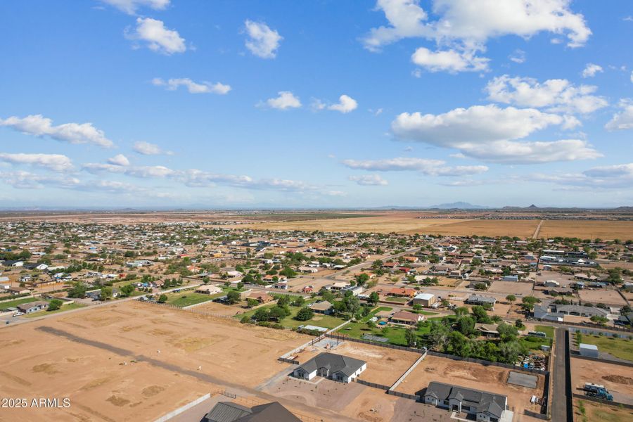 3989 E Freeman Ln-63