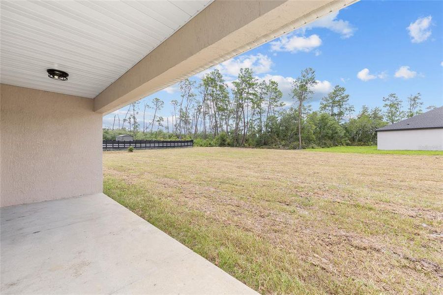 Exterior details and patio area of a home in , Dunnellon (Image 28). Exterior details and patio area of a home in , Dunnellon (Image 28).