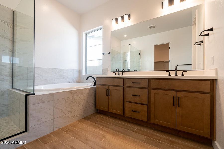 Tri Pointe Waterston Central 64 - Primar