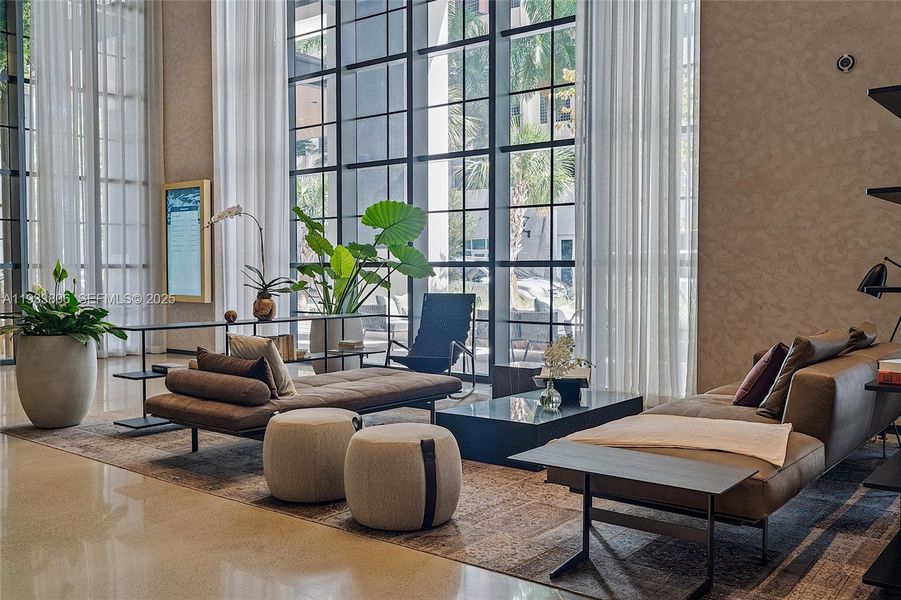 Community amenities in , Miami (Image 59).