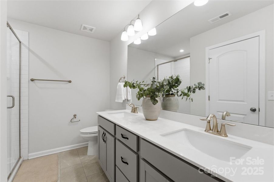 Upper level primary bathroom