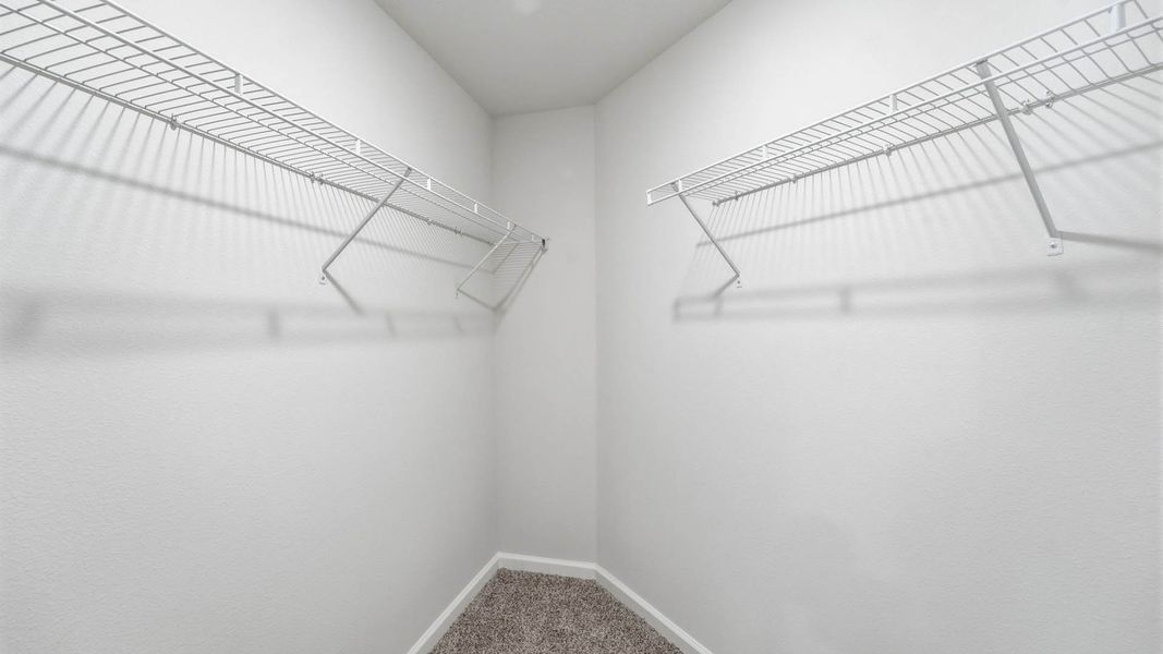 Spacious, unfurnished interior of a new home in Chateau Nemours, Port Saint Joe (Image 22).