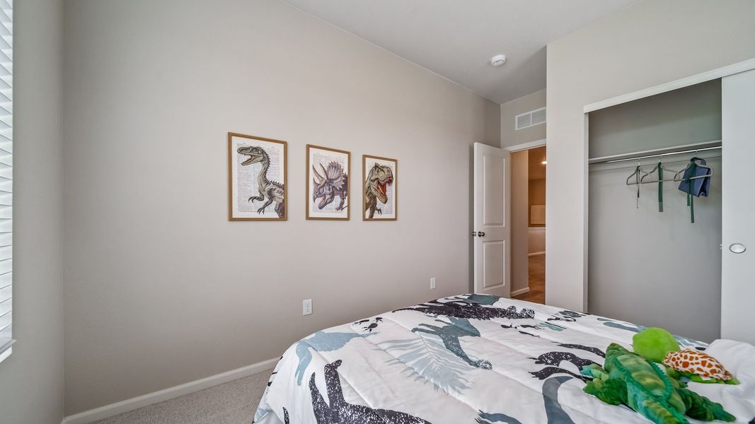 Furnished interior view inside a new home in Thompson River Ranch, Johnstown (Image 32).