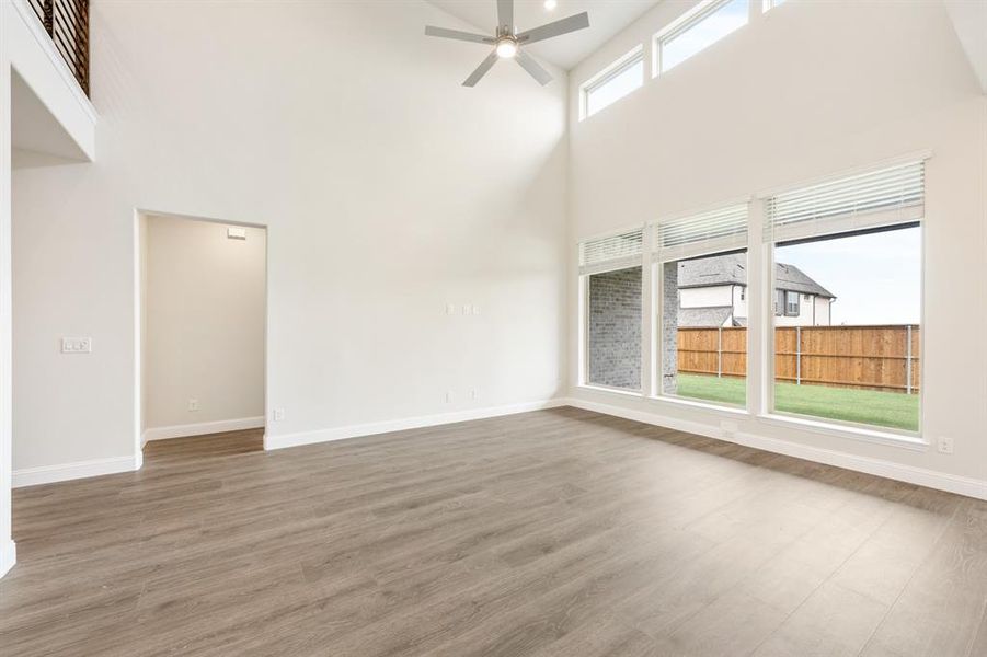 Spacious, unfurnished interior of a new home in Creekview Meadows, Pilot Point (Image 32). Spacious, unfurnished interior of a new home in Creekview Meadows, Pilot Point (Image 32).