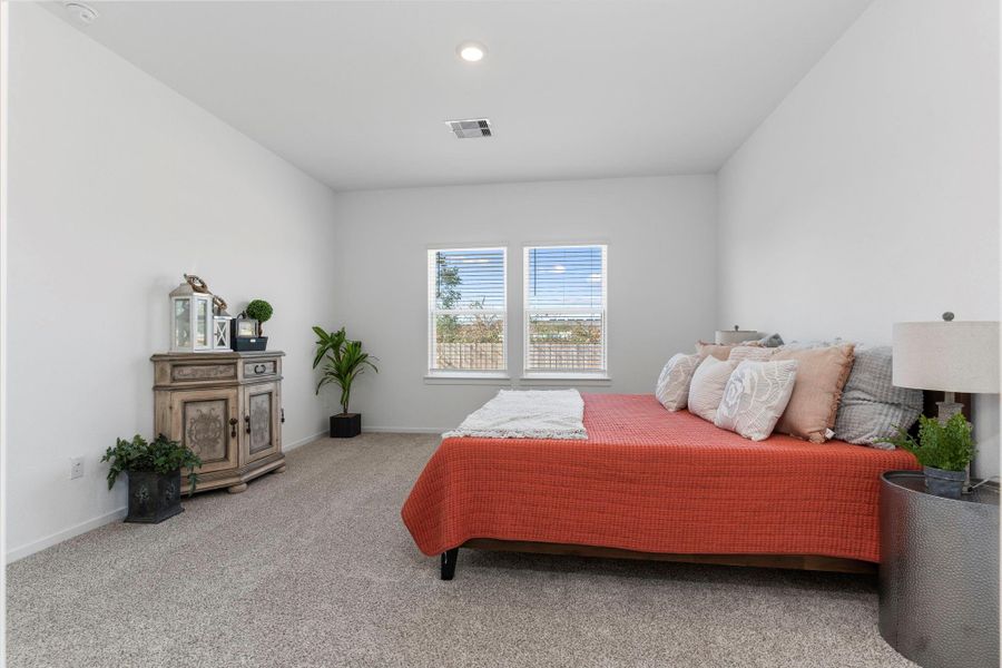 Furnished interior view inside a new home in Holly Ridge, Rosenberg (Image 18).