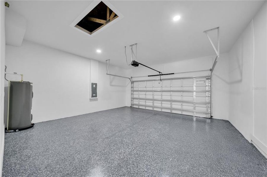 Spacious, unfurnished interior of a new home in , North Port (Image 34). Spacious, unfurnished interior of a new home in , North Port (Image 34).