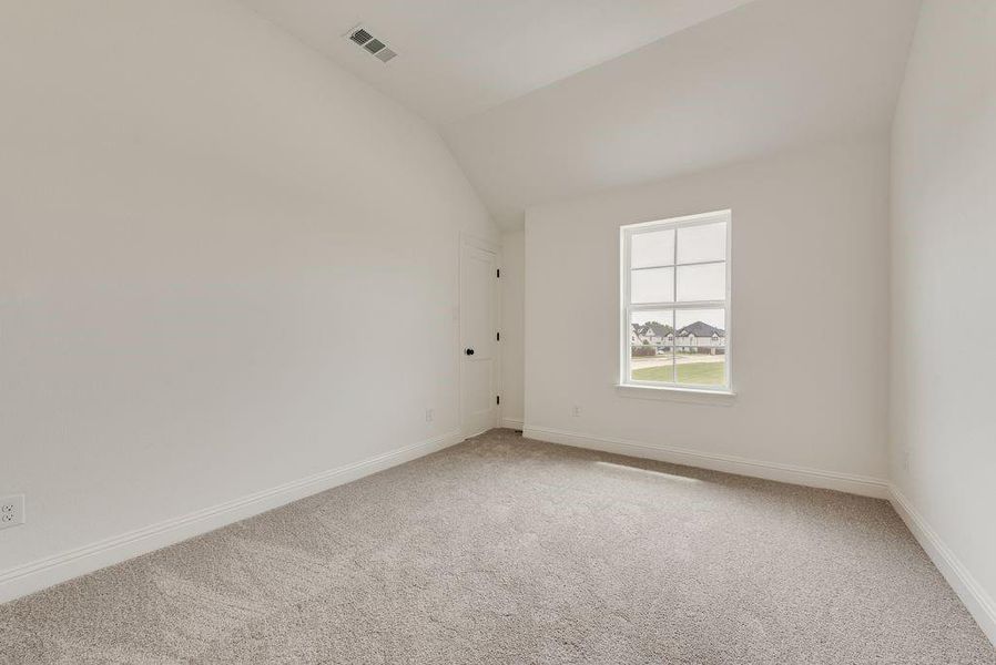 Spacious, unfurnished interior of a new home in Dominion of Pleasant Valley, Wylie (Image 23). Spacious, unfurnished interior of a new home in Dominion of Pleasant Valley, Wylie (Image 23).