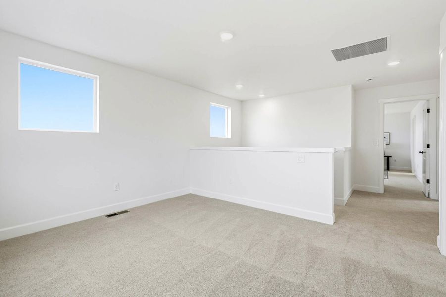 Representative unfurnished interior of a home built from the Metolius by MonteVista Homes in Rosengarth Estates, Bend (Image 21). Representative unfurnished interior of a home built from the Metolius by MonteVista Homes in Rosengarth Estates, Bend (Image 21).