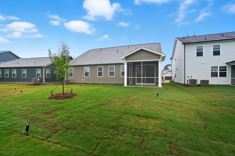 Exterior details and patio area of a home in Waxhaw Landing, Monroe (Image 16).