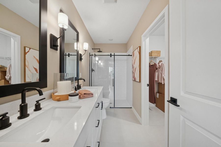 Furnished interior view inside a new home in , Fort Pierce (Image 34).