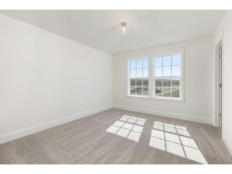 Spacious, unfurnished interior of a new home in Westerly, Erie (Image 25).