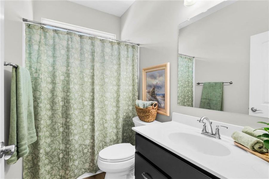 Furnished interior view inside a new home in Laurel Farms, Dallas (Image 29).