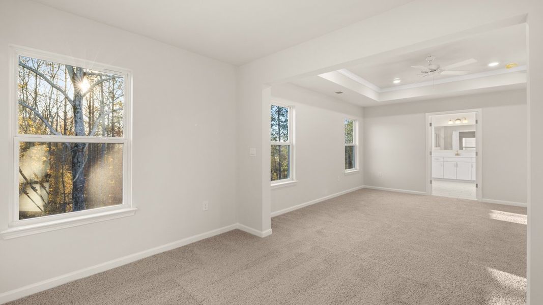 Spacious, unfurnished interior of a new home in Water Oak Estates, Lawrenceville (Image 28).