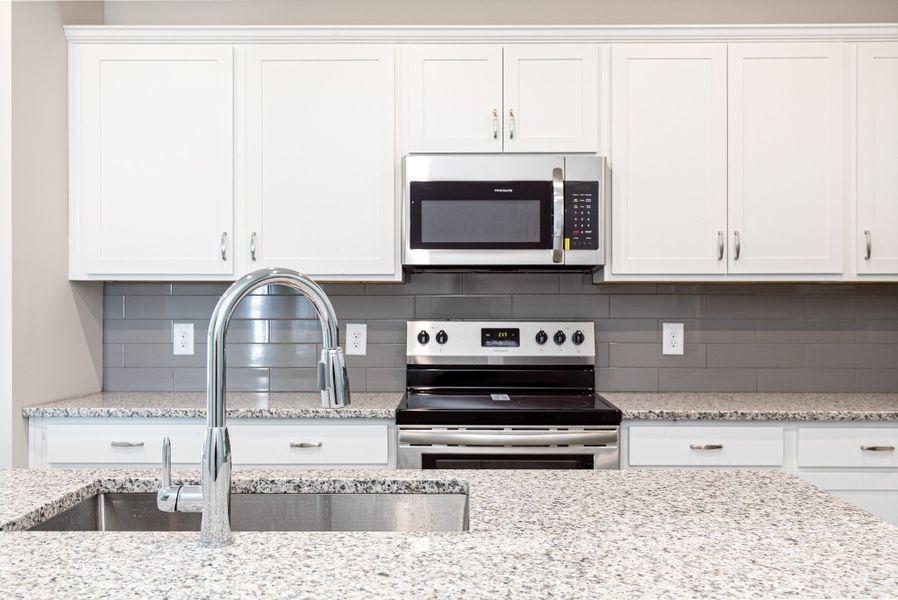 Close-up of interior finishes inside a home in Cantigny Park, Clarksville (Image 17).