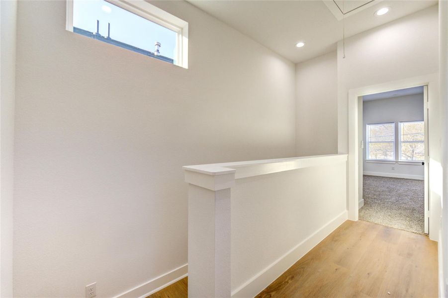 Spacious, unfurnished interior of a new home in , Houston (Image 19).