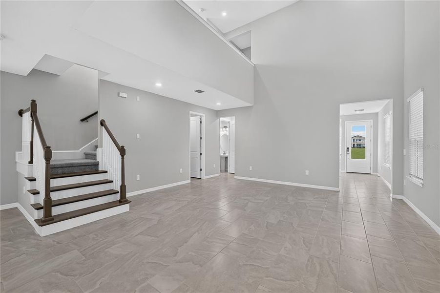 Spacious, unfurnished interior of a new home in Center Lake Ranch Community Group Page, St. Cloud (Image 33).