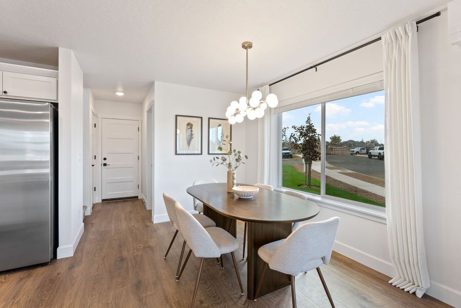 Furnished interior view inside a new home in Feather Ridge, Redmond (Image 8).