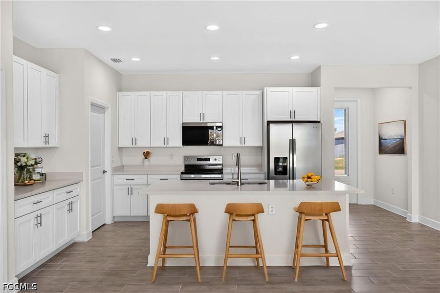 Furnished interior view inside a new home in Cape Coral, Cape Coral (Image 6).