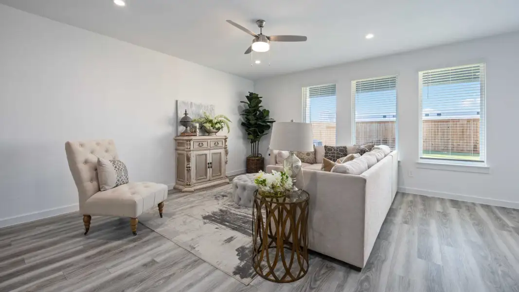Representative furnished interior of a home built from the Arlo by D.R. Horton in Alexander Townhomes, Pearland (Image 11). Representative furnished interior of a home built from the Arlo by D.R. Horton in Alexander Townhomes, Pearland (Image 11).