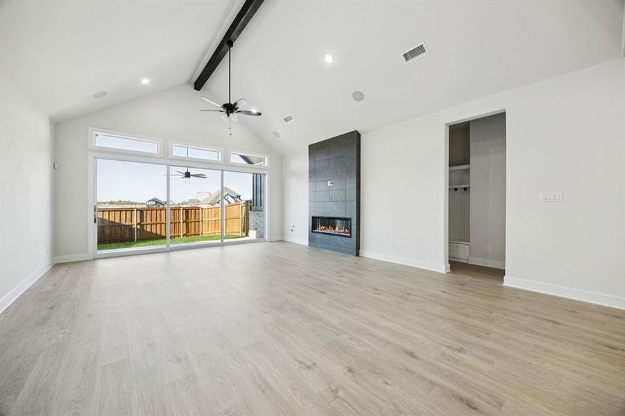 8-9304Persimmon_008 8-9304Persimmon_008