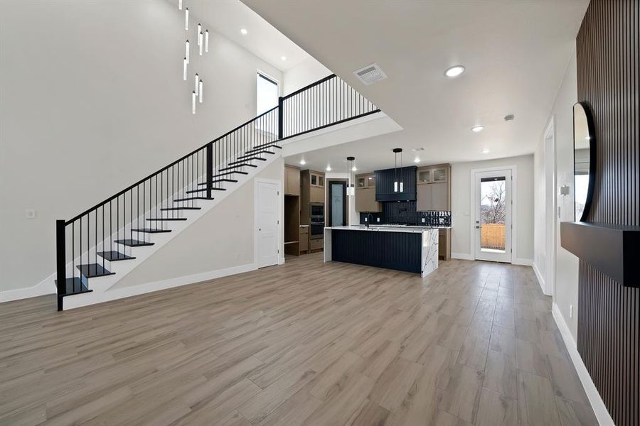 Spacious, unfurnished interior of a new home in , Fort Worth (Image 16).