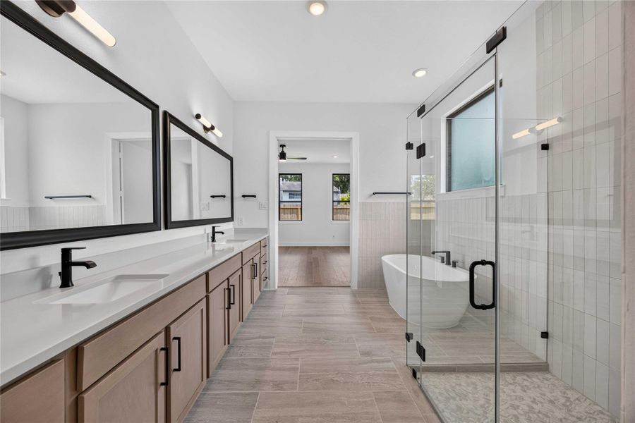 Furnished interior view inside a new home in Friendswood Trails 70' Homesites, Friendswood (Image 13).