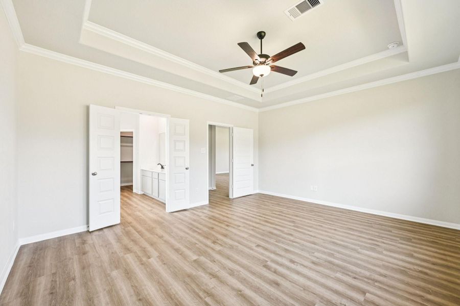 Spacious, unfurnished interior of a new home in Barton Place, Cleveland (Image 19).